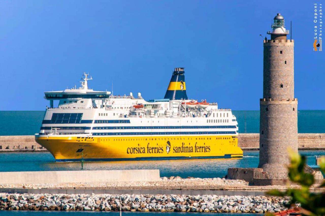 Casa Il Girasole Lägenhet Livorno Exteriör bild
